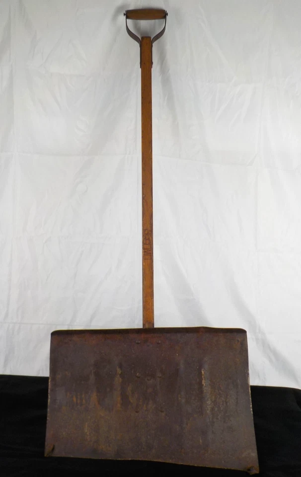 Rare Antique Owosso No. 31 Snow Shovel Vintage Wood Handle Steel Blade - Image 1 of 4