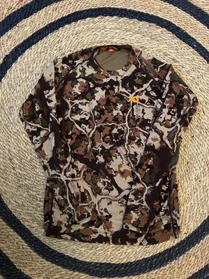 First Lite Fusion Wick Long Sleeve And Short Sleeve Hunting Tops-XL - Image 1 of 4