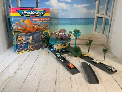 Micro Machines COMPLETE Hiways & Byways Deep Sea Drive-Thru - Image 1 of 4