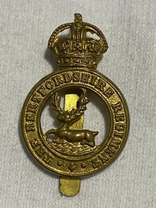 THE HERTFORDSHIRE REGIMENT British Army Cap Badge WW1 WW2 Kings Crown - Bild 1 von 2