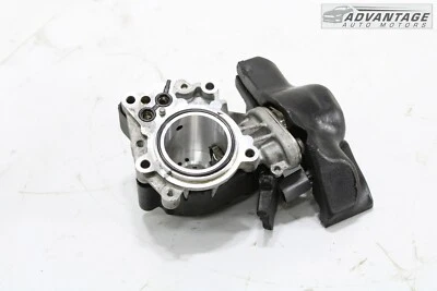 Mercedes Benz E350 C207 2012-2014 3,5 L motor de gasolina bomba de combustible carcasa OEM Foto 1 de 4