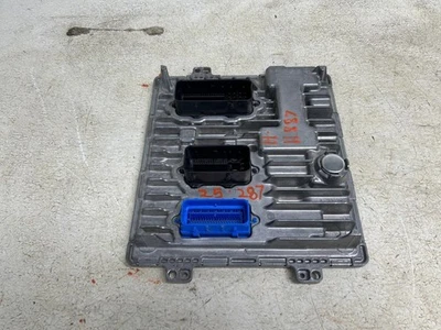 Chevrolet Silvrdo25 2022 motor computadora OEM número de pieza 12723810 Foto 1 de 4