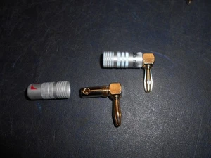 High Quality Gold Plated Banana Plugs power supply Amp 1 x Pair Right angle - Picture 1 of 1