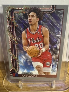 2025-26 Topps Holiday Jared McCain Silver Glitter #H20!!! - Imagen 1 de 2