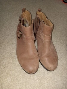 Vionic Women's Size 8 Shoes Brown Leather Pull On Zip Casual Ankle Bootie - Picture 1 of 7