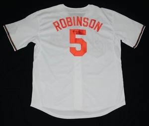 BROOKS ROBINSON AUTOGRAPHED CUSTOM JERSEY (BALTIMORE ORIOLES) W/ COA! - Picture 1 of 4