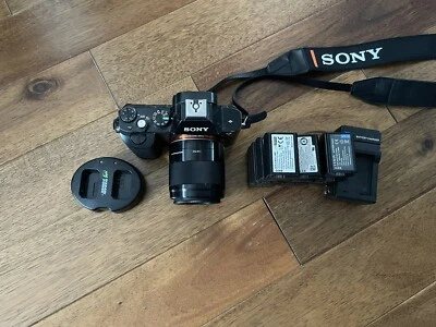 Sony Alpha A7 (35mm FULL-FRAME CMOS Image Sensor) Kit - Image 1 of 4