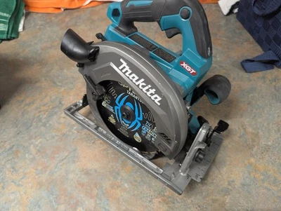 Makita GSH01 40V MAX XGT Brushless Cordless 7‑1/4" Circular Saw Spyder Bare Tool - Image 1 of 4