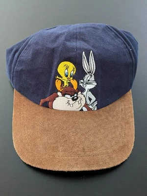 De colección Looney Tunes Personajes Bordados Sombrero Ala de Gamuza Elástica OSFM 1996 Warner Foto 1 de 4