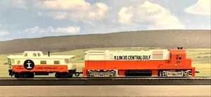 TYCO #263-14 HO Gauge #4301 Locomotive w/ 2013 Caboose Illinois Central Gulf - Picture 1 of 14
