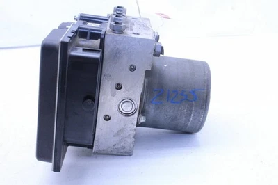 Audi A4 S4 A5 S5 2011 2012 ABS bomba de freno antibloqueo OEM usada Foto 1 de 4