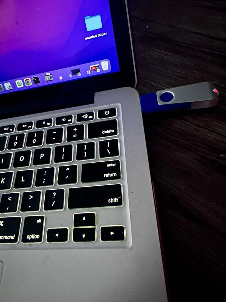 Startup USB Flash Drive | OS Installation & Recovery High Sierra Boot - Image 1 of 1