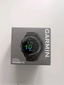 Garmin Forerunner 970 Gris Carbono DLC Titanio con Estuche Negro - Imagen 1 de 7