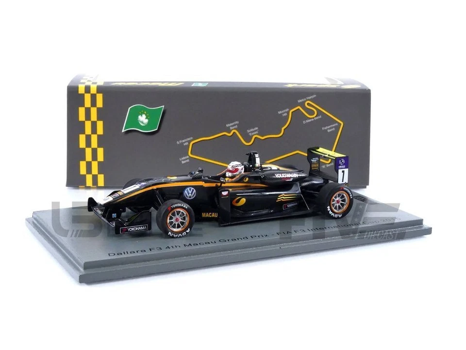 SPARK 1/43 - DALLARA F3 - GP MACAU 2015 (A. GIOVINAZZI) SA237 - Imagem 1 de 1