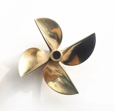 RH PROPELLER 26cc Brass Prop 6717 1/4" Shaft 4 Blade 67mm Diameter RC Boat 834 - Image 1 of 3