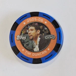 Tim Duncan Poker chip 2005-06 NBA Topps collector chip Blue/Black - Picture 1 of 2