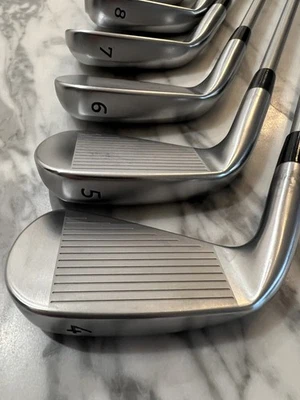 Hierros Edel SMS 4-PW con varillas de grafito Reg flex Mitsubishi OTI 85 gm Foto 1 de 4