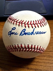 LOU BOUDREAU 8 SIGNED AUTOGRAPHED OAL BASEBALL! Red Sox, Indians! HOF! - Picture 1 of 2