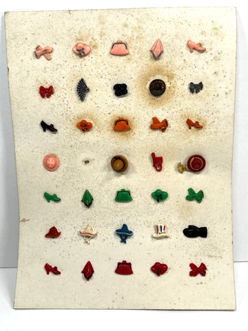Antique (x34) Novelty baklite Buttons pin purse hat flag saddle shoe glove Cover