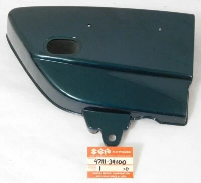 1 Nuevo de Lote Antiguo Original 1973-1977 Suzuki GT380 GT 380 Cubierta Lateral Derecha OEM 47111-34100 NUEVO Foto 1 de 4