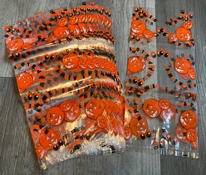 Kitschige Halloween Beutetüten 23 Stück Retro Neu ohne Etikett Happy Halloween Kunststoff NEU - Bild 1 von 3