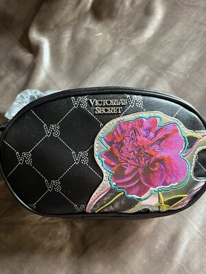 Victoria's Secret Fanny Pack Oval Belt Bag Flower New Zip - Image 1 of 4
