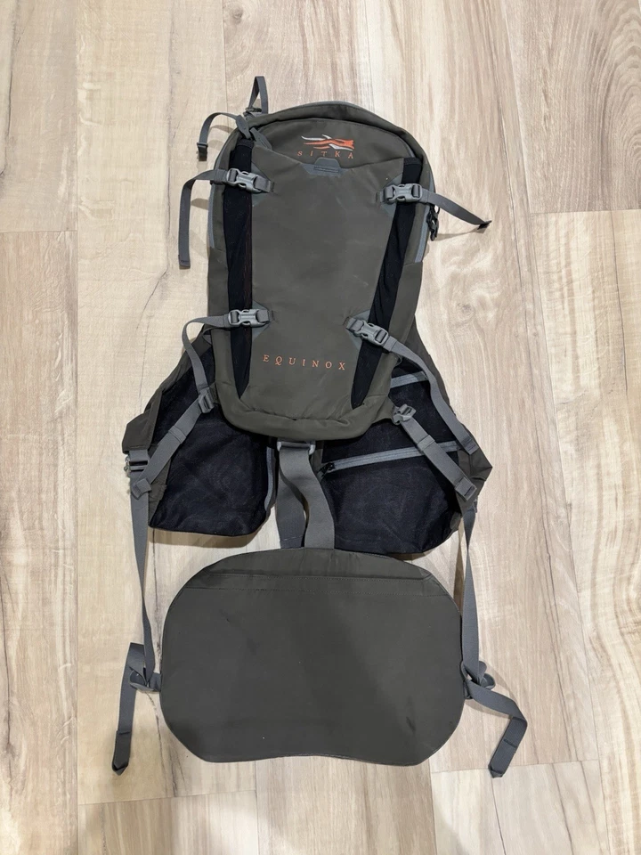 Sitka Gear Equinox Turkey Vest Earth - Image 1 of 4