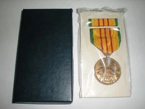 Medalla de servicio de Vietnam de Estados Unidos - tamaño completo - sin usar, en caja - Imagen 1 de 1