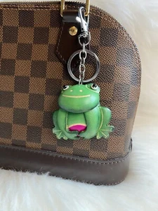 leather Frog bag charm Keychain Car Key Fob handmade gift new - Picture 1 of 2