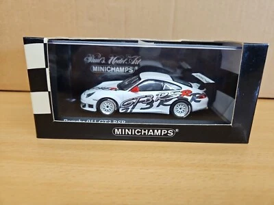 Minichamps 1:43 Porsche 911 GT3 RSR 'Presentación' 2003 blanco 400036400 Foto 1 de 4