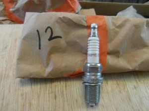 4 CHAMPION SPARK PLUG RC9BMC NO12 - Picture 1 of 2