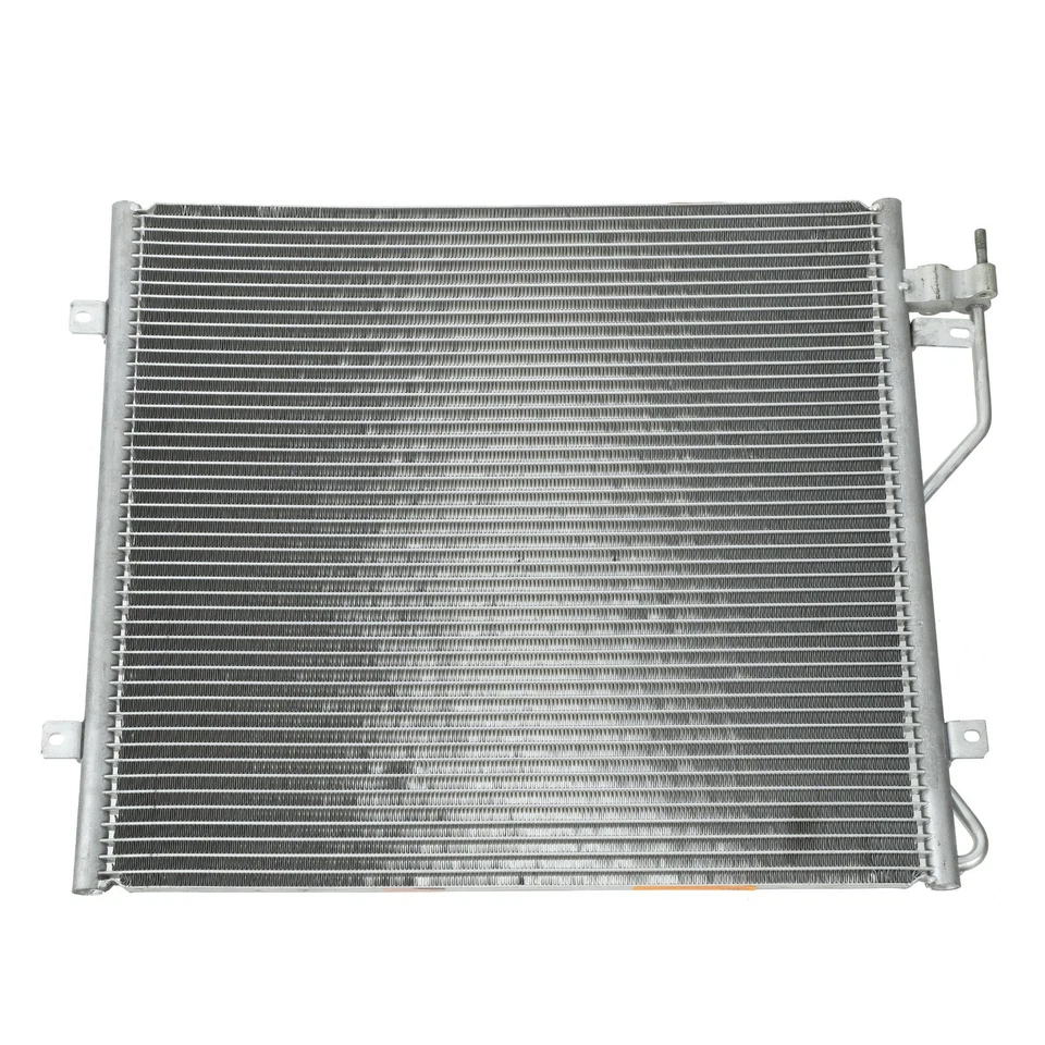 GENUINO CONDENSADOR DE AIRE ACONDICIONADO JEEP LIBERTY 2005-2007 OEM NUEVO 2AMC3596AA Foto 1 de 4