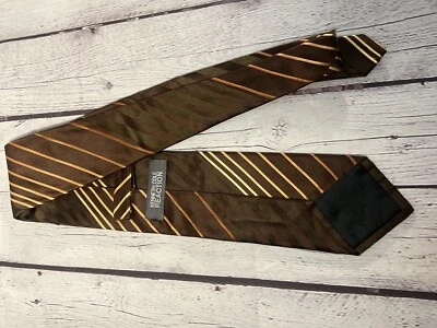 Corbata para hombre Kenneth Cole Reaction marrón dorado a rayas seda Foto 1 de 2