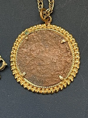 1808 Admiral Gardner 20 Cash Shipwreck Coin w/Gold Colored Bezel Pendant - Image 1 of 4