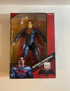 DC Comics Multiverse Superman 12" Batman v Superman - Imagen 1 de 4