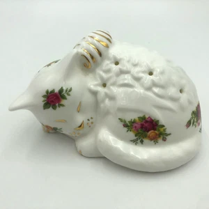 ROYAL ALBERT ENGLAND 1962 'OLD COUNTRY ROSES' SLEEPING CAT POTPOURRI POMANDER  - Picture 1 of 10