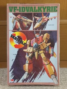 MACROSS 1/72 VF-1D VALKYRIE 3 MODE VARIABLE TYPE Model Kit robotech Bandai - Picture 1 of 5