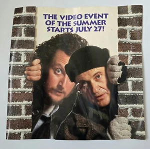 Very Rare HOME ALONE 2 Lost In New York Original VHS Trade AD Macaulay Culkin - Picture 1 of 7