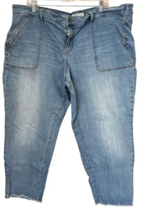 TORRID Boyfriend Crop Blue Denim  Jeans  Plus Size 24 High Rise Inseam-26” - Picture 1 of 7