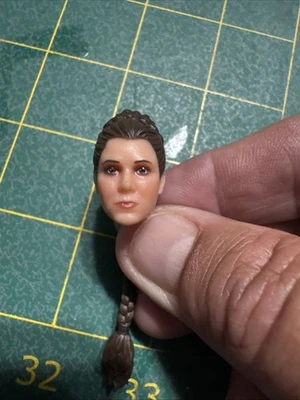 Star Wars Serie Negra Princesa Leia Yavin Vestido Ceremonial Cabeza Carrie Fisher Foto 1 de 4