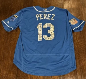 Royals Salvador Perez Majestic Authentic Jersey 2017 Spring Training Patch Sz 52 - Picture 1 of 10