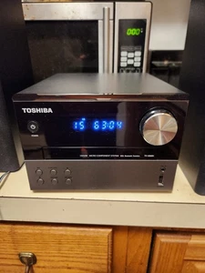 Toshiba TY-ASW91 Mini Stereo System Bluetooth/CD/AM/FM Radio W/Remote & Speakers - Picture 1 of 6