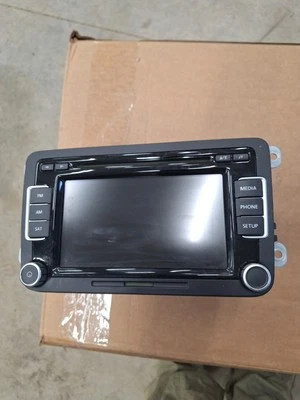 RADIO VW PASSAT JETTA 1KO035180AF Foto 1 de 3