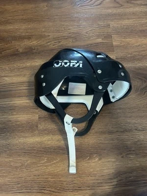 Capacete Jofa - 235-51 - Preto - Estilo “Wayne Gretzky” - Imagem 1 de 4