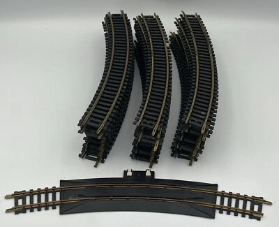 Vintage Lot 35 Pieces HO 1/87 Scale Tyco Curved Brass Track For Train layout - Image 1 of 4