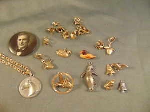 Jewelry duck deer clip on earring Liberty Bell picture pin penguin chain lot - Imagen 1 de 6