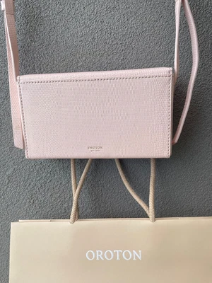 OROTON DAHLIA TEXTURED MINI BOX CROSSBODY LEATHER BAG. - Image 1 of 4