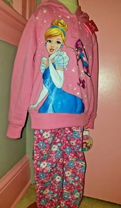 TODDLER GIRLS SIZE 4, Disney Cinderella  2 PIECE SET COZY WARM SOFT $44.00 DEAL! - Picture 1 of 6