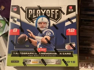 Panini Playoff Football 2016 sellado de fábrica Hobby Box - ¡2 autógrafos/memorabilia! - Imagen 1 de 1