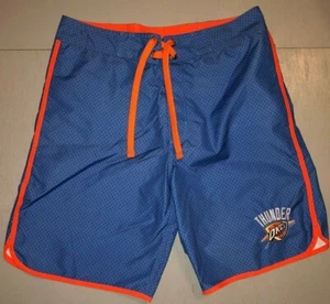NBA Oklahoma City Thunder Badehose Badeanzug Herren Medium Neu mit Etikett - Bild 1 von 3
